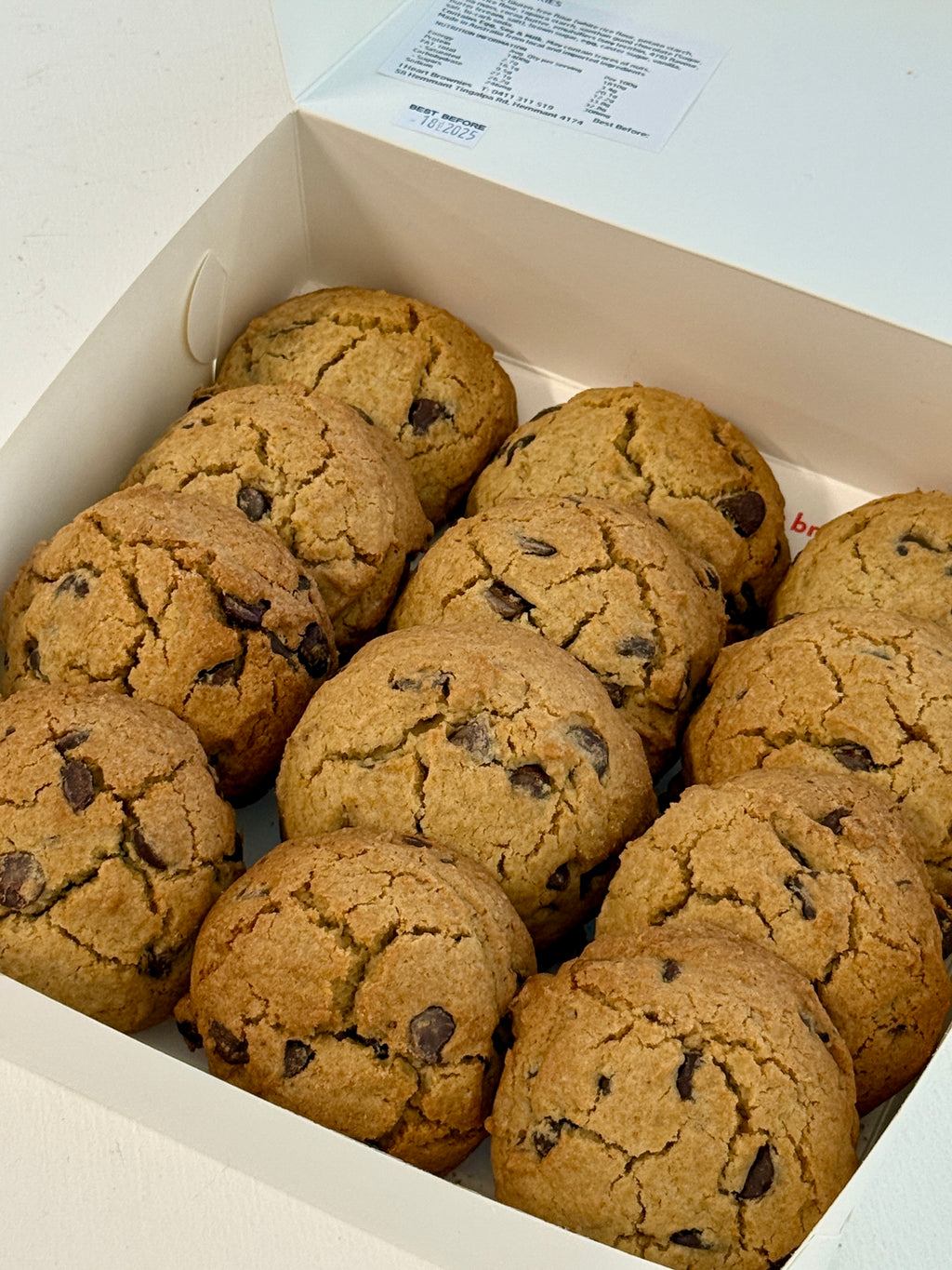 Macadamia White Choc-Chip Cookies GF